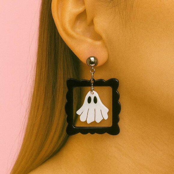 Ghost Frame Earrings — Cute Spooky Halloween Dangle Jewelry - Picture 2 of 4